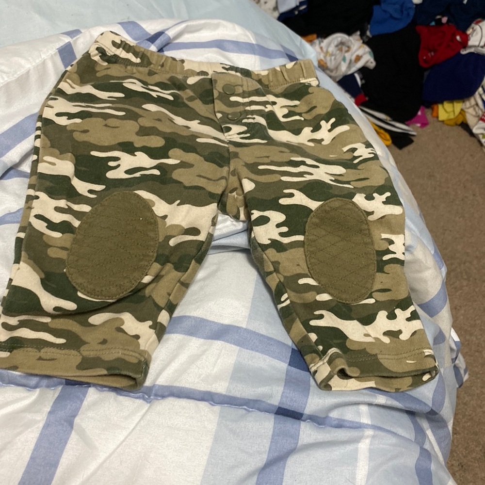 Camo pants